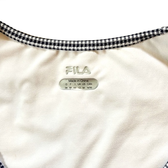 Fila tennis Full cover top Size Medium - Picture 3 of 3